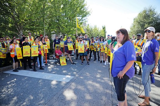 image of Stand With B.C. Public Sector Workers!